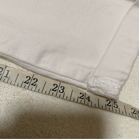 YMI Mid Rise Ankle Distressed Jeans Size 15 White - Picture 11 of 12